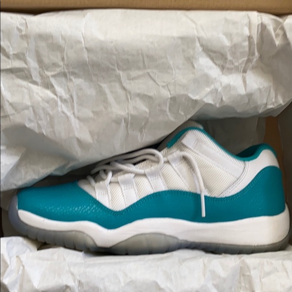 jordan retro 11 size 5.5